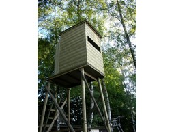 Kanzel aus Holz